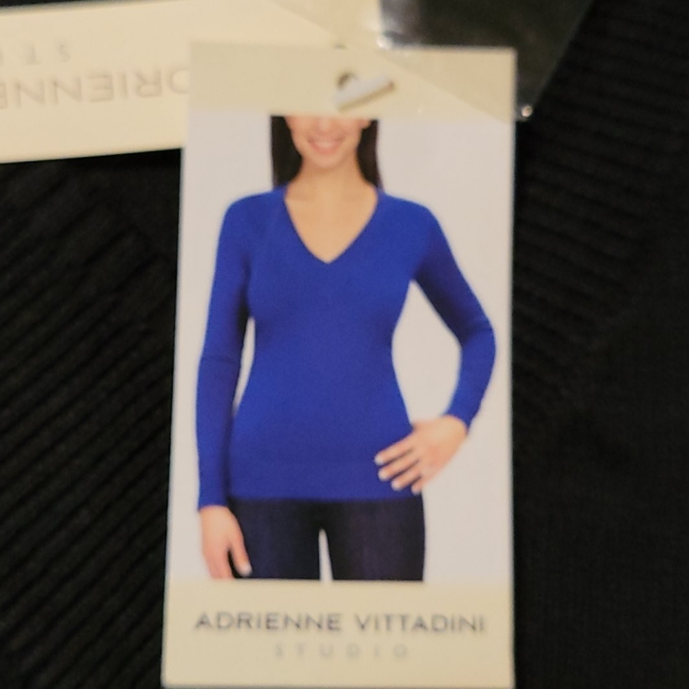 Nwt Adrienne Vittadini V neck sweater free dress - Picture 10 of 13